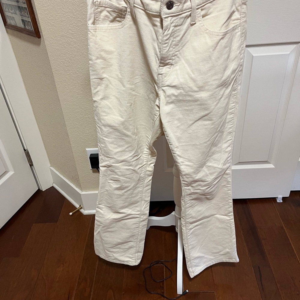 Levi's Off-White High Rise Bootcut Jeans, NWTs